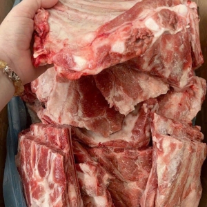 SƯỜN VAI HEO NGA